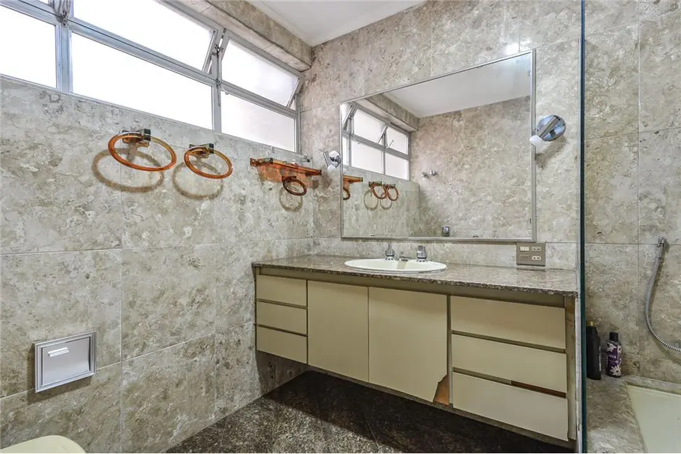 Apartamento com 3 quartos à venda, 220m2 em Bela Vista, São Paulo - SP - imagem 6 Foto 6 de Apartamento com 3 quartos à venda, 220m2 em Bela Vista, São Paulo - SP