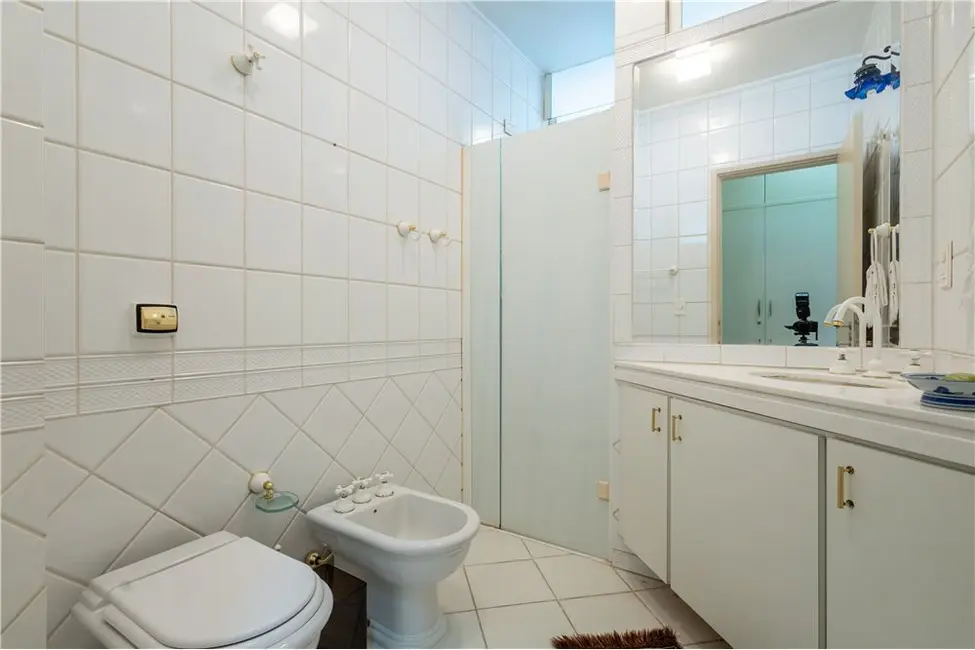 Apartamento com 3 quartos à venda, 176m2 em Jardim Paulista, São Paulo - SP - imagem 3 Foto 3 de Apartamento com 3 quartos à venda, 176m2 em Jardim Paulista, São Paulo - SP