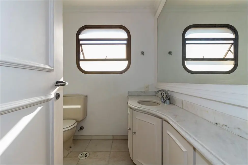 Apartamento com 4 quartos à venda, 231m2 em Santa Cecília, São Paulo - SP - imagem 4 Foto 4 de Apartamento com 4 quartos à venda, 231m2 em Santa Cecília, São Paulo - SP