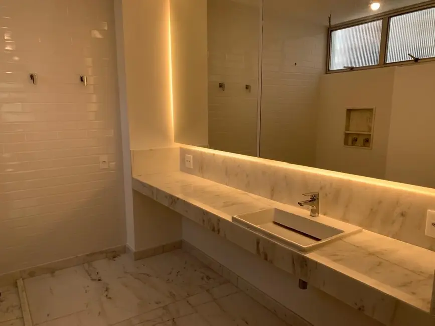 Foto 2 de Apartamento com 3 quartos à venda, 341m2 em Santa Cecília, São Paulo - SP