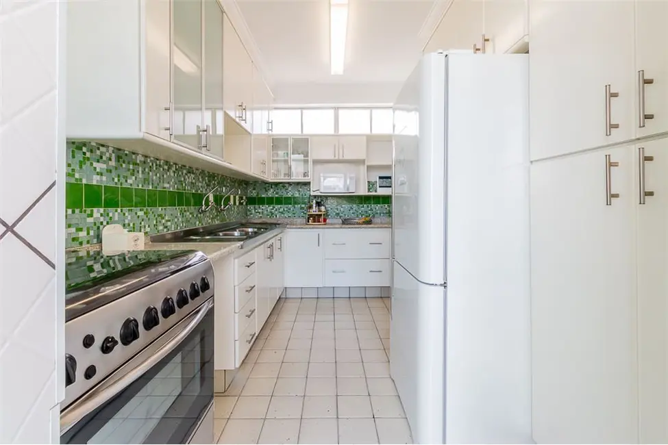 Foto 3 de Apartamento com 3 quartos à venda, 243m2 em Higienópolis, São Paulo - SP