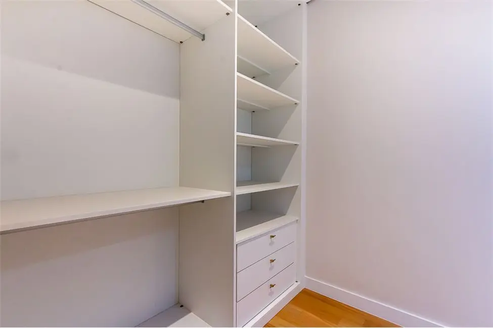 Foto 9 de Apartamento com 3 quartos à venda, 236m2 em Higienópolis, São Paulo - SP