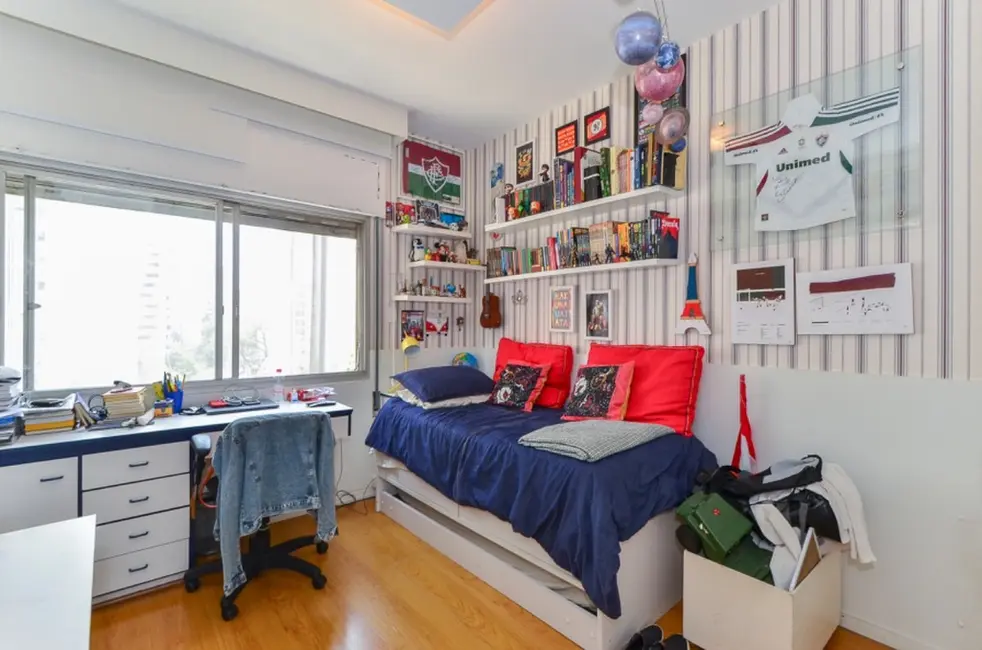 Apartamento com 3 quartos à venda, 234m2 em Higienópolis, São Paulo - SP - imagem 3 Foto 3 de Apartamento com 3 quartos à venda, 234m2 em Higienópolis, São Paulo - SP