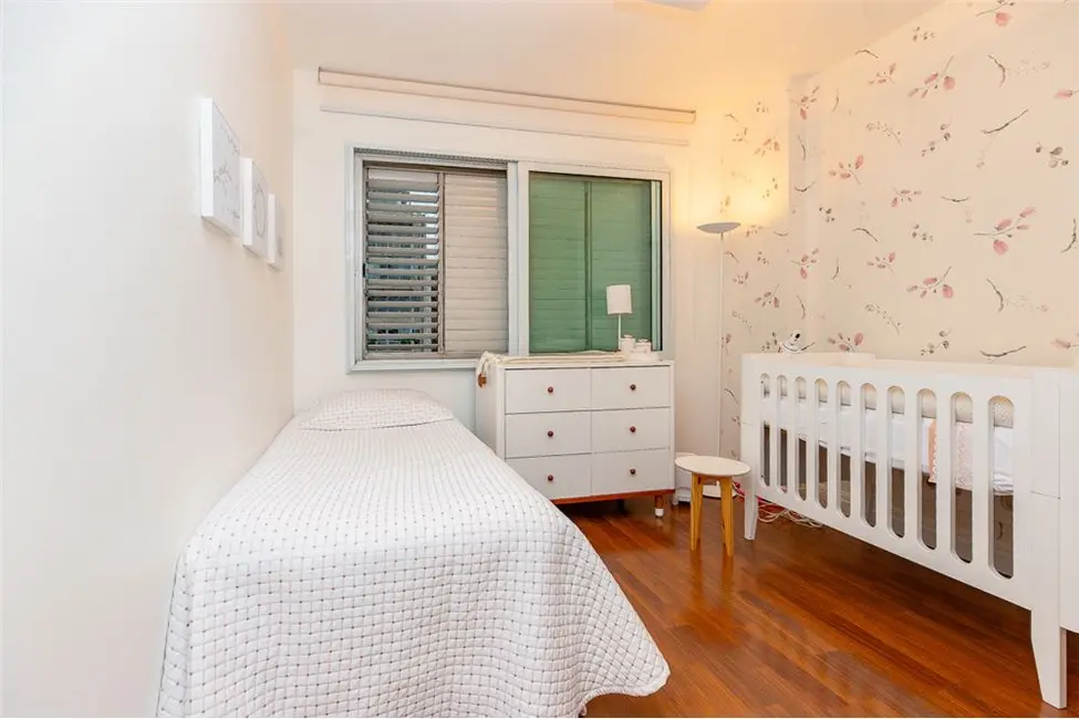 Apartamento com 3 quartos à venda, 172m2 em Higienópolis, São Paulo - SP - imagem 2 Foto 2 de Apartamento com 3 quartos à venda, 172m2 em Higienópolis, São Paulo - SP