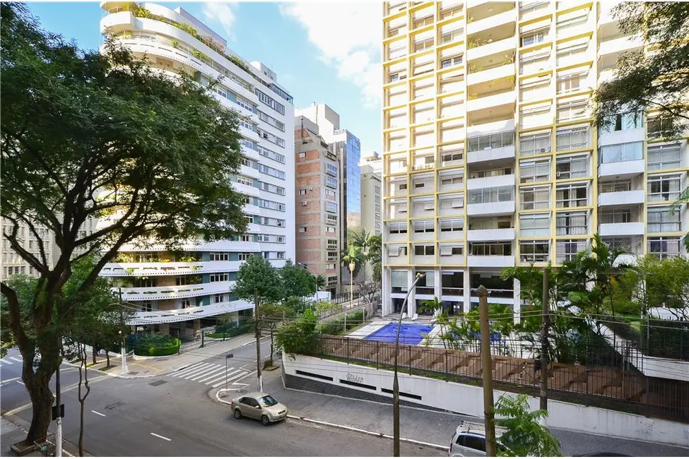 Foto 8 de Apartamento com 3 quartos à venda, 252m2 em Higienópolis, São Paulo - SP