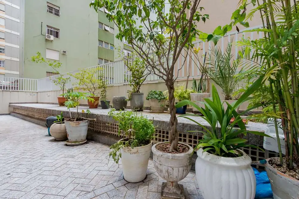 Apartamento com 3 quartos à venda, 260m2 em Higienópolis, São Paulo - SP - imagem 3 Foto 3 de Apartamento com 3 quartos à venda, 260m2 em Higienópolis, São Paulo - SP