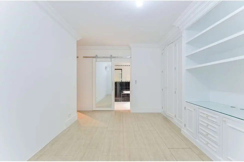 Apartamento com 3 quartos à venda, 226m2 em Jardim Paulista, São Paulo - SP - imagem 9 Foto 9 de Apartamento com 3 quartos à venda, 226m2 em Jardim Paulista, São Paulo - SP