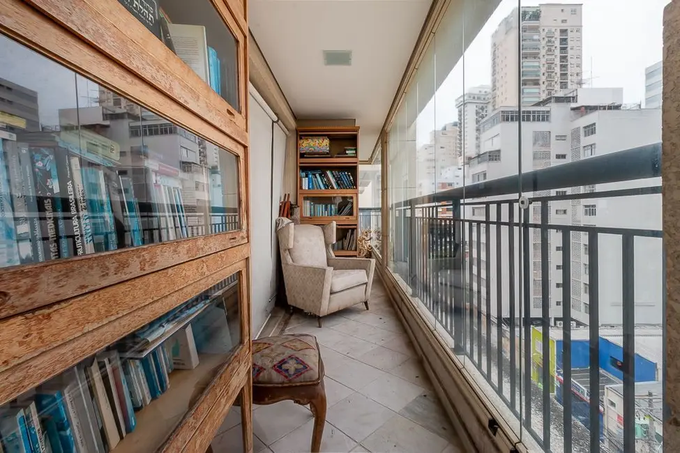 Foto 2 de Apartamento com 3 quartos à venda, 240m2 em Higienópolis, São Paulo - SP