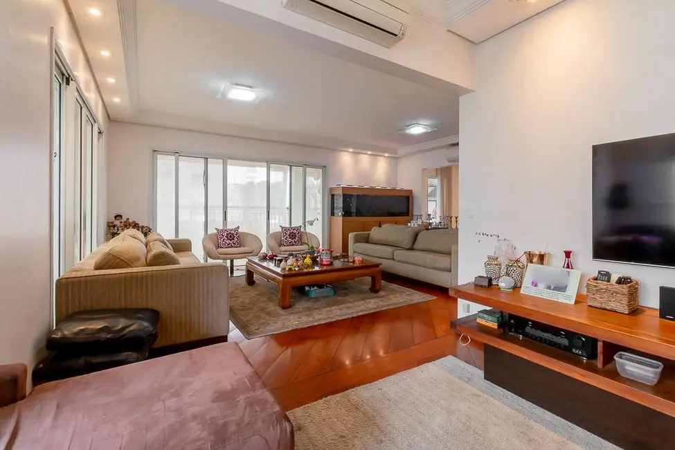 Apartamento com 3 quartos à venda, 240m2 em Higienópolis, São Paulo - SP - imagem 9 Foto 9 de Apartamento com 3 quartos à venda, 240m2 em Higienópolis, São Paulo - SP