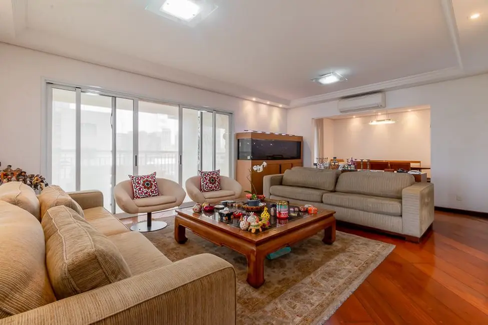 Apartamento com 3 quartos à venda, 240m2 em Higienópolis, São Paulo - SP - imagem 8 Foto 8 de Apartamento com 3 quartos à venda, 240m2 em Higienópolis, São Paulo - SP