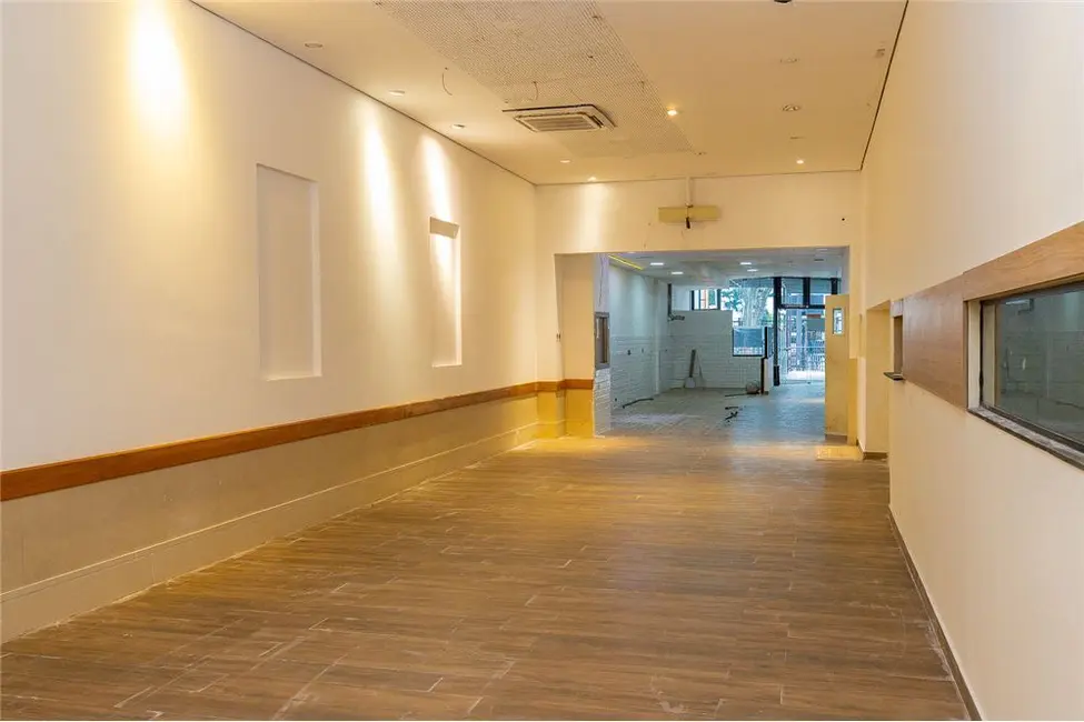 Casa com 8 quartos à venda, 1130m2 em Higienópolis, São Paulo - SP - imagem 2 Foto 2 de Casa com 8 quartos à venda, 1130m2 em Higienópolis, São Paulo - SP