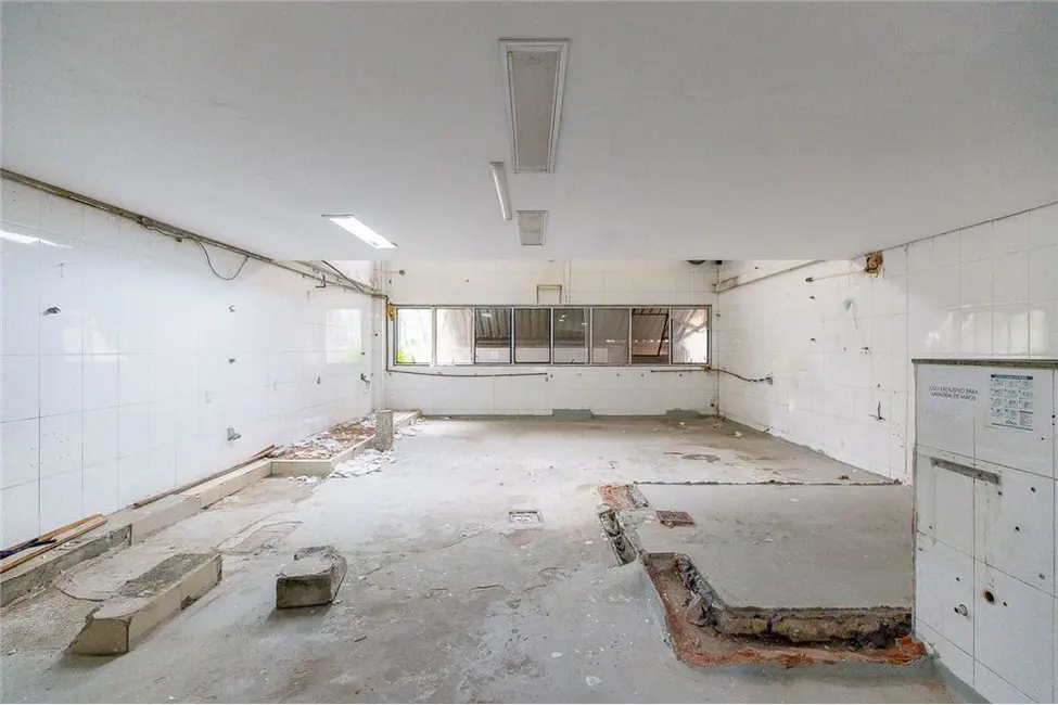 Casa com 8 quartos à venda, 1130m2 em Higienópolis, São Paulo - SP - imagem 3 Foto 3 de Casa com 8 quartos à venda, 1130m2 em Higienópolis, São Paulo - SP