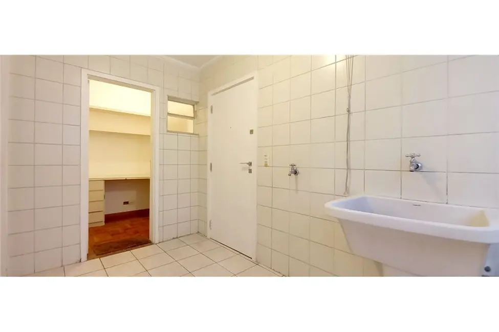 Foto 3 de Apartamento com 3 quartos à venda, 130m2 em Higienópolis, São Paulo - SP