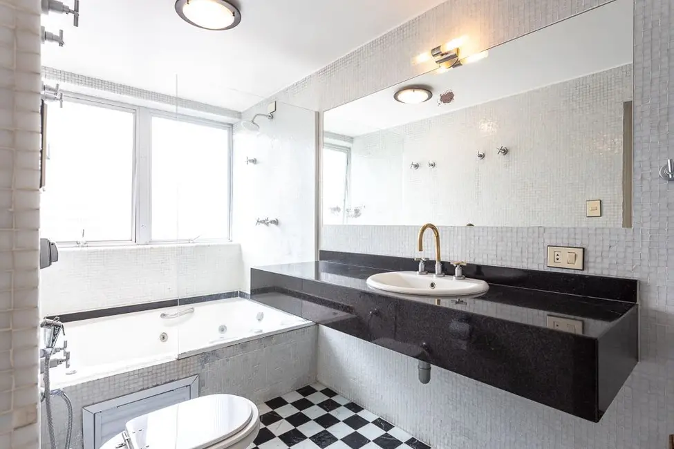 Apartamento com 6 quartos à venda, 333m2 em Alto de Pinheiros, São Paulo - SP - imagem 3 Foto 3 de Apartamento com 6 quartos à venda, 333m2 em Alto de Pinheiros, São Paulo - SP