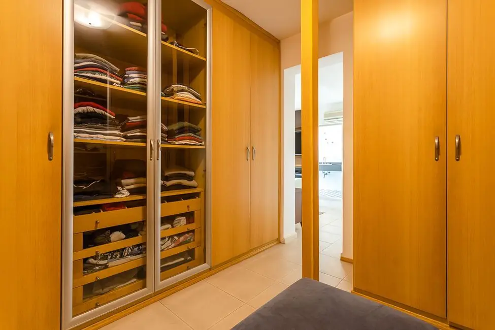 Apartamento com 6 quartos à venda, 333m2 em Alto de Pinheiros, São Paulo - SP - imagem 5 Foto 5 de Apartamento com 6 quartos à venda, 333m2 em Alto de Pinheiros, São Paulo - SP