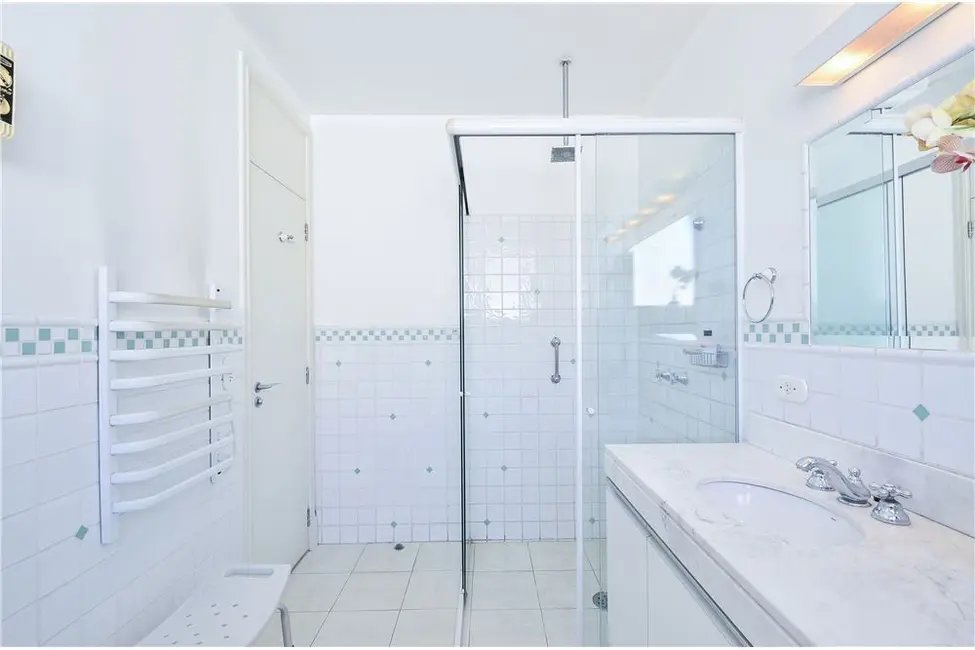 Casa com 4 quartos à venda, 312m2 em Butantã, São Paulo - SP - imagem 5 Foto 5 de Casa com 4 quartos à venda, 312m2 em Butantã, São Paulo - SP