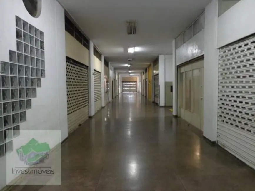 Foto 3 de Loja com 1 quarto para alugar, 100m2 em Jardim Caboré, São Paulo - SP