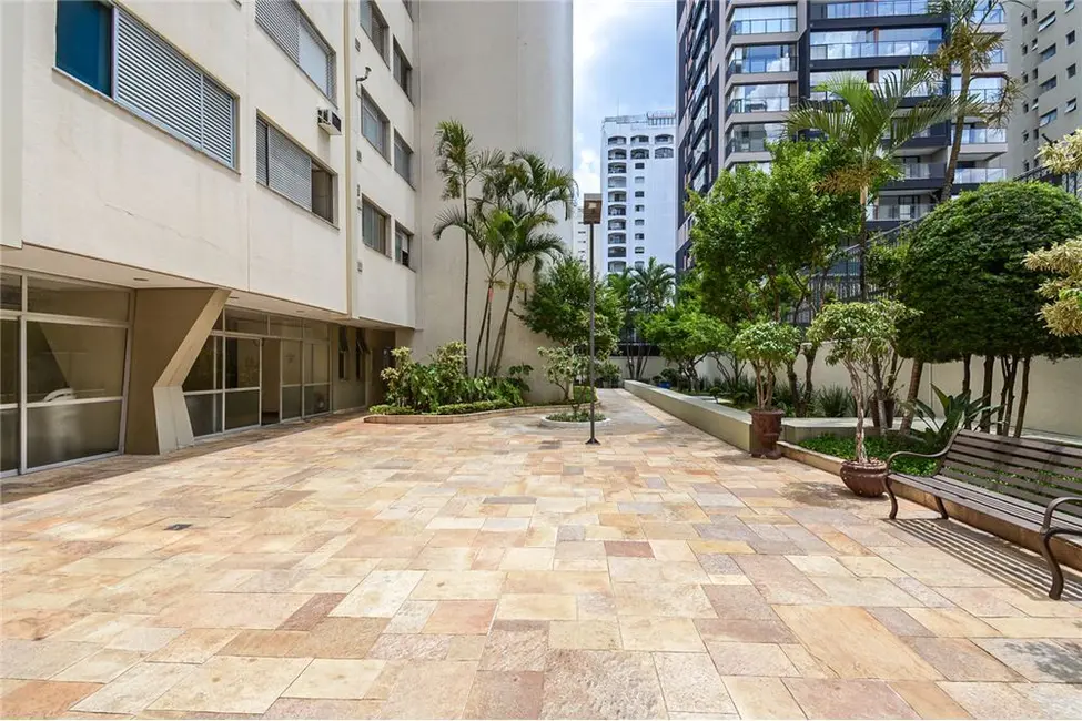 Foto 2 de Apartamento com 2 quartos à venda, 108m2 em Campo Belo, São Paulo - SP