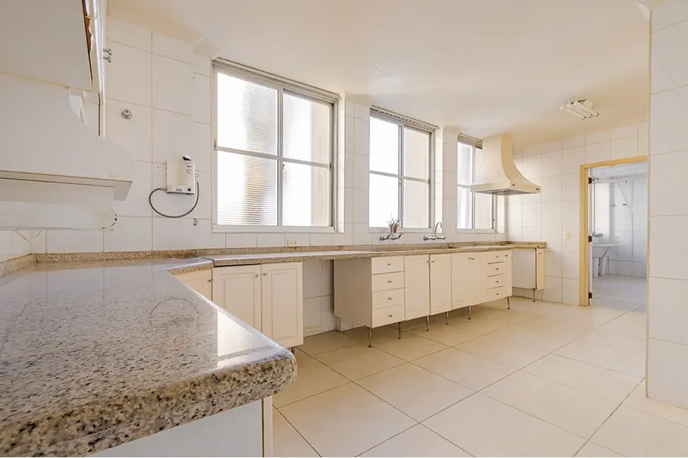 Apartamento com 4 quartos à venda, 382m2 em Higienópolis, São Paulo - SP - imagem 8 Foto 8 de Apartamento com 4 quartos à venda, 382m2 em Higienópolis, São Paulo - SP