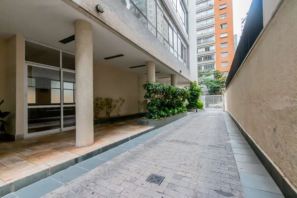 Apartamento com 3 quartos à venda, 173m2 em Higienópolis, São Paulo - SP - imagem 4 Foto 4 de Apartamento com 3 quartos à venda, 173m2 em Higienópolis, São Paulo - SP