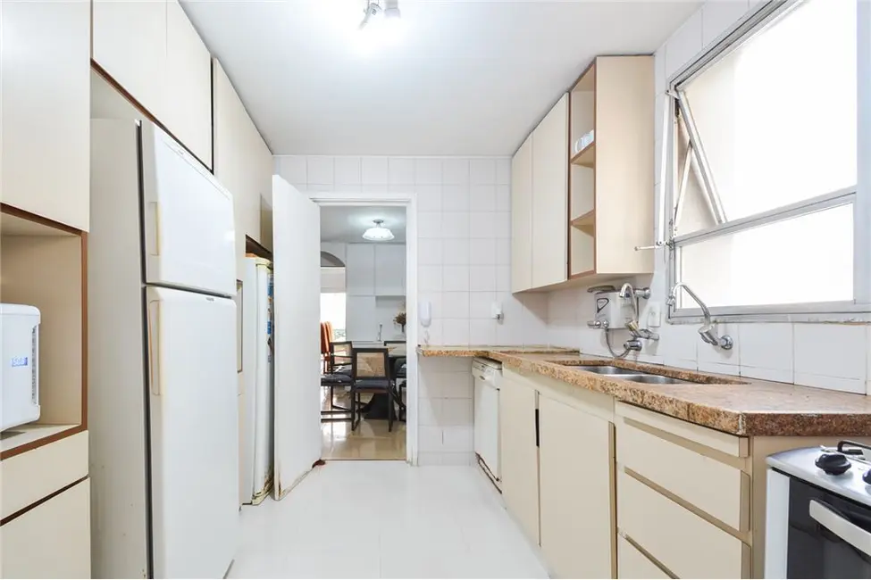 Foto 5 de Apartamento com 4 quartos à venda, 204m2 em Higienópolis, São Paulo - SP