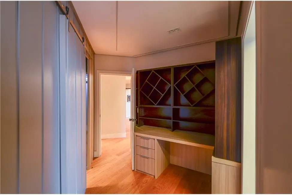 Foto 7 de Apartamento com 4 quartos à venda, 259m2 em Higienópolis, São Paulo - SP