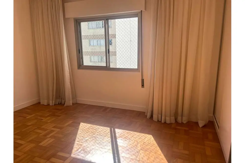 Apartamento com 3 quartos à venda, 138m2 em Higienópolis, São Paulo - SP - imagem 7 Foto 7 de Apartamento com 3 quartos à venda, 138m2 em Higienópolis, São Paulo - SP