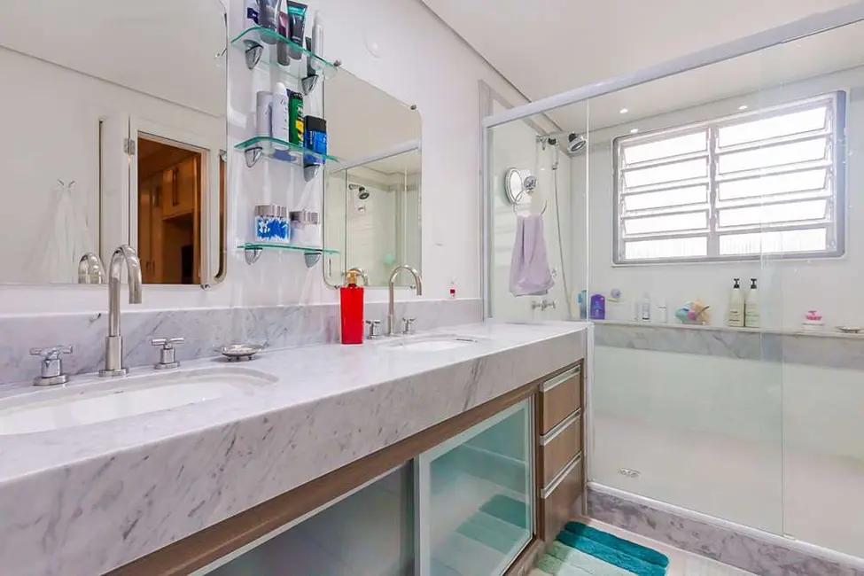 Apartamento com 3 quartos à venda, 151m2 em Higienópolis, São Paulo - SP - imagem 5 Foto 5 de Apartamento com 3 quartos à venda, 151m2 em Higienópolis, São Paulo - SP