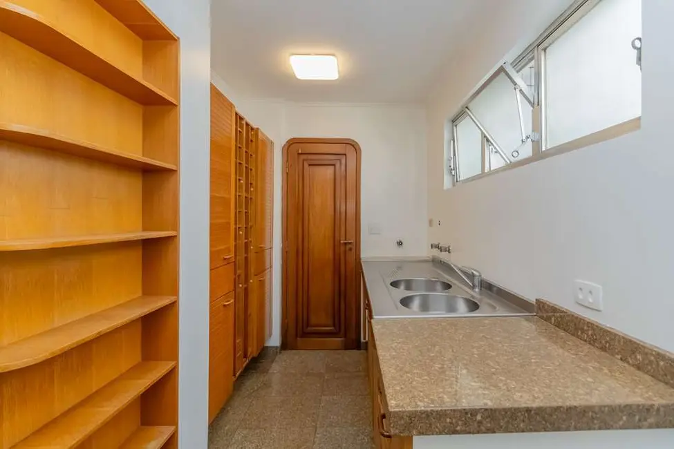 Apartamento com 3 quartos à venda, 206m2 em Higienópolis, São Paulo - SP - imagem 9 Foto 9 de Apartamento com 3 quartos à venda, 206m2 em Higienópolis, São Paulo - SP