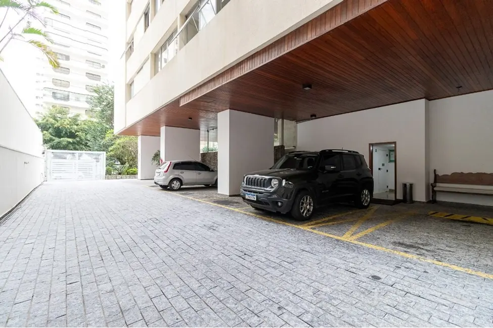 Apartamento com 3 quartos à venda, 123m2 em Jardim Paulista, São Paulo - SP - imagem 8 Foto 8 de Apartamento com 3 quartos à venda, 123m2 em Jardim Paulista, São Paulo - SP