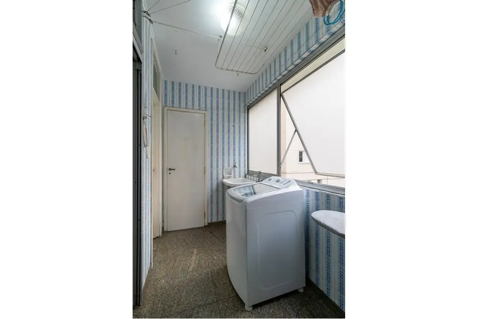 Apartamento com 3 quartos à venda, 123m2 em Jardim Paulista, São Paulo - SP - imagem 3 Foto 3 de Apartamento com 3 quartos à venda, 123m2 em Jardim Paulista, São Paulo - SP