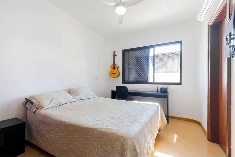 Apartamento com 4 quartos à venda, 247m2 em Higienópolis, São Paulo - SP - imagem 8 Foto 8 de Apartamento com 4 quartos à venda, 247m2 em Higienópolis, São Paulo - SP