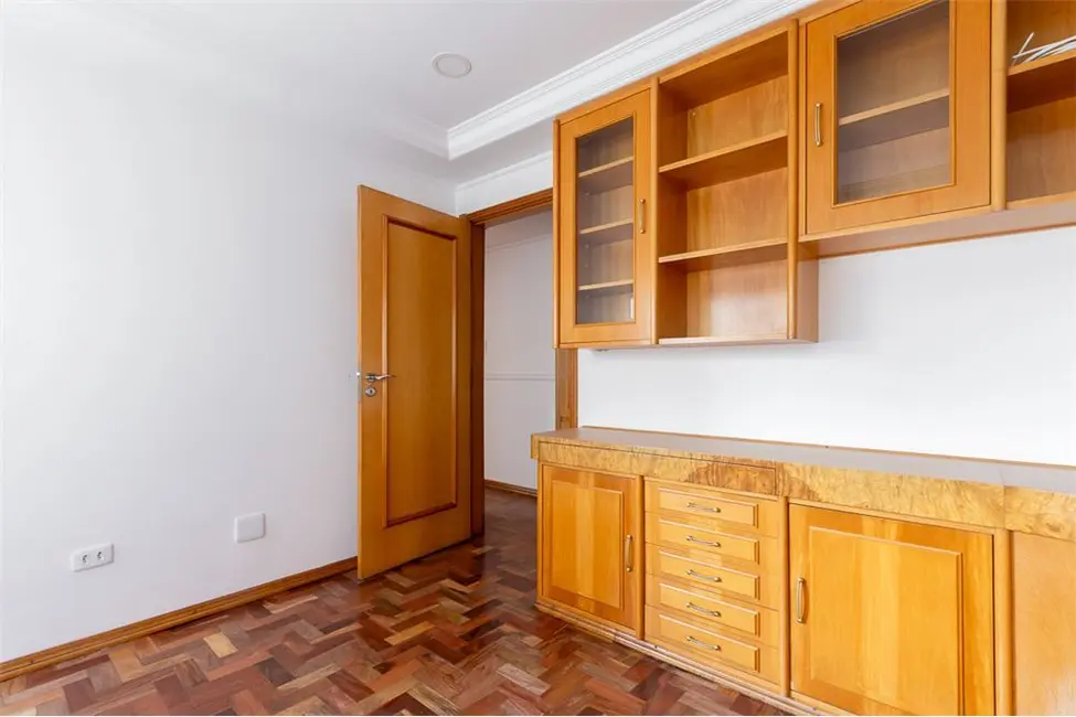 Apartamento com 3 quartos à venda, 144m2 em Higienópolis, São Paulo - SP - imagem 3 Foto 3 de Apartamento com 3 quartos à venda, 144m2 em Higienópolis, São Paulo - SP