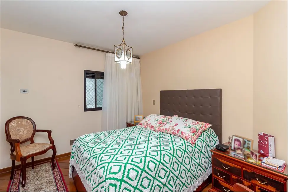 Apartamento com 4 quartos à venda, 186m2 em Santa Cecília, São Paulo - SP - imagem 3 Foto 3 de Apartamento com 4 quartos à venda, 186m2 em Santa Cecília, São Paulo - SP