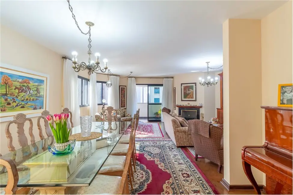 Apartamento com 4 quartos à venda, 186m2 em Santa Cecília, São Paulo - SP - imagem 1 Foto 1 de Apartamento com 4 quartos à venda, 186m2 em Santa Cecília, São Paulo - SP