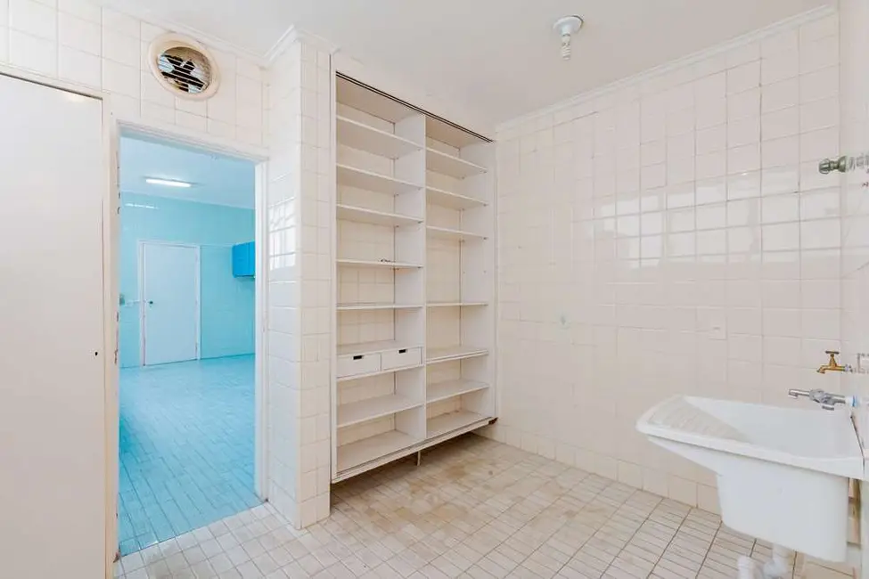 Apartamento com 3 quartos à venda, 260m2 em Santa Cecília, São Paulo - SP - imagem 5 Foto 5 de Apartamento com 3 quartos à venda, 260m2 em Santa Cecília, São Paulo - SP