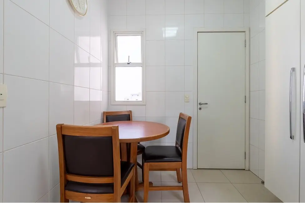 Apartamento com 3 quartos à venda, 145m2 em Paraíso, São Paulo - SP - imagem 8 Foto 8 de Apartamento com 3 quartos à venda, 145m2 em Paraíso, São Paulo - SP