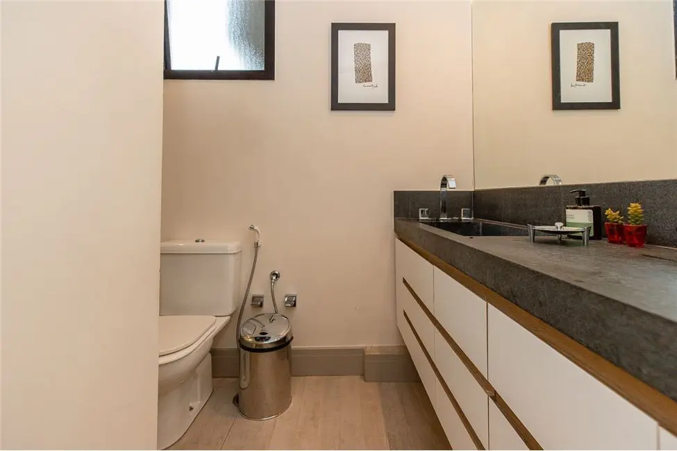 Apartamento com 3 quartos à venda, 205m2 em Vila Mariana, São Paulo - SP - imagem 2 Foto 2 de Apartamento com 3 quartos à venda, 205m2 em Vila Mariana, São Paulo - SP