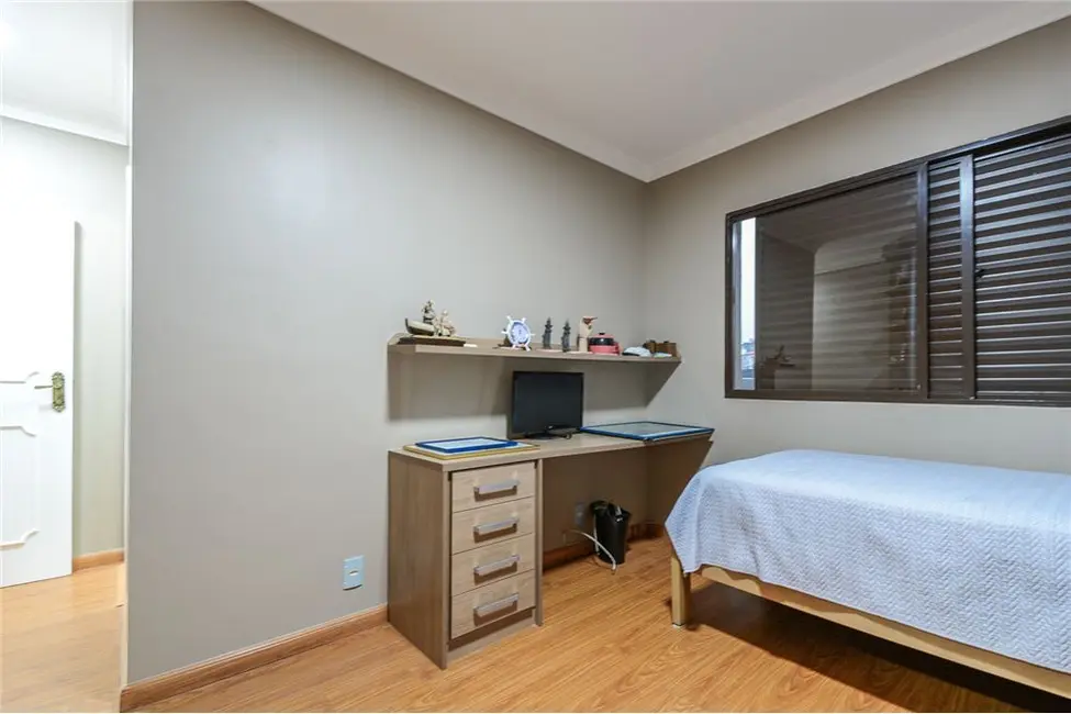 Foto 8 de Casa com 3 quartos à venda, 215m2 em Vila Mariana, São Paulo - SP