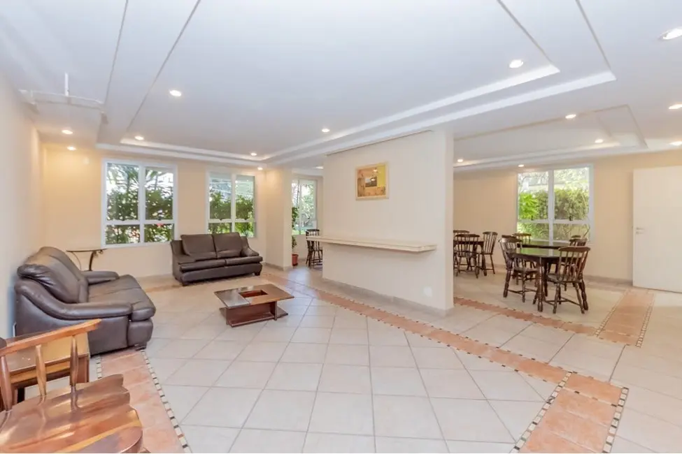 Apartamento com 2 quartos à venda, 45m2 em Aclimação, São Paulo - SP - imagem 4 Foto 4 de Apartamento com 2 quartos à venda, 45m2 em Aclimação, São Paulo - SP