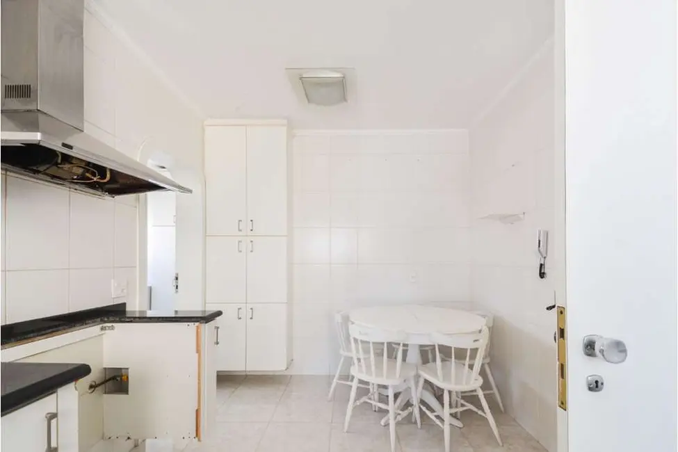 Apartamento com 3 quartos à venda, 195m2 em Aclimação, São Paulo - SP - imagem 7 Foto 7 de Apartamento com 3 quartos à venda, 195m2 em Aclimação, São Paulo - SP