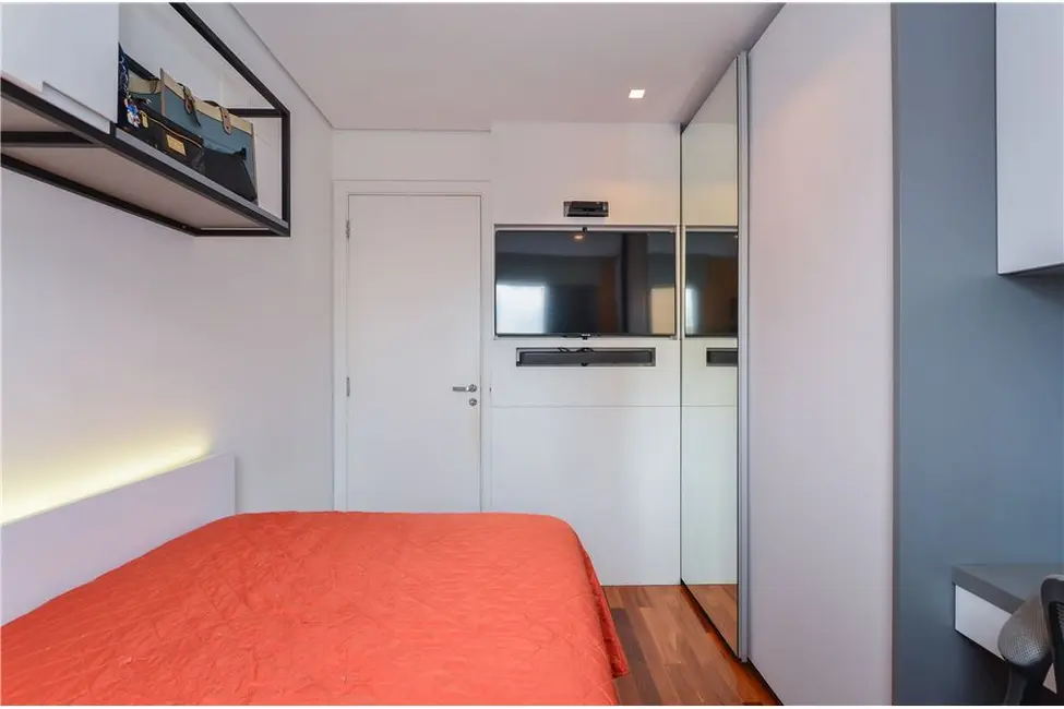 Foto 3 de Apartamento com 4 quartos à venda, 131m2 em Aclimação, São Paulo - SP