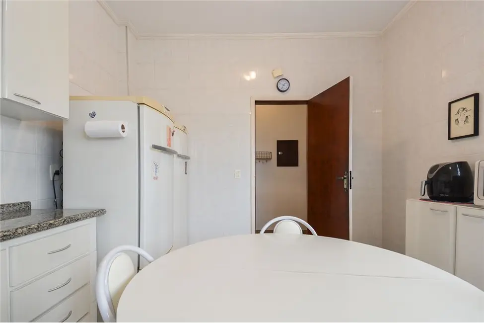 Apartamento com 2 quartos à venda, 96m2 em Aclimação, São Paulo - SP - imagem 9 Foto 9 de Apartamento com 2 quartos à venda, 96m2 em Aclimação, São Paulo - SP