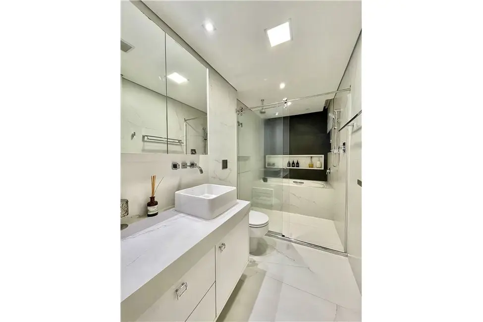 Apartamento com 2 quartos à venda, 105m2 em Aclimação, São Paulo - SP - imagem 9 Foto 9 de Apartamento com 2 quartos à venda, 105m2 em Aclimação, São Paulo - SP