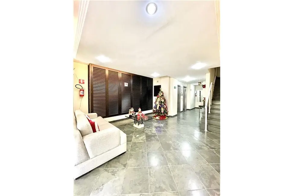 Apartamento com 2 quartos à venda, 105m2 em Aclimação, São Paulo - SP - imagem 8 Foto 8 de Apartamento com 2 quartos à venda, 105m2 em Aclimação, São Paulo - SP