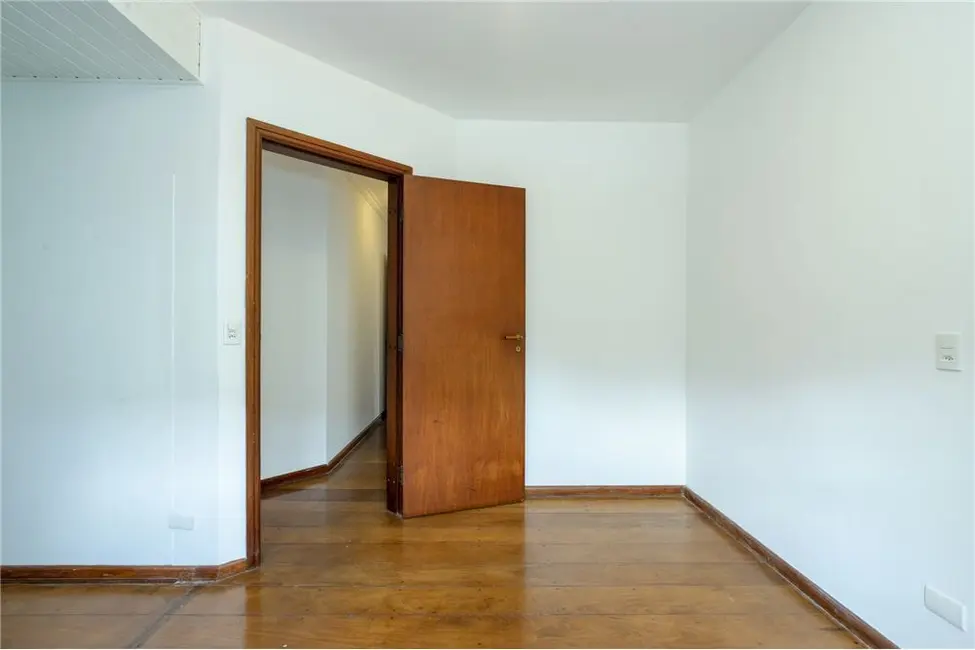 Foto 4 de Apartamento com 4 quartos à venda, 118m2 em Aclimação, São Paulo - SP