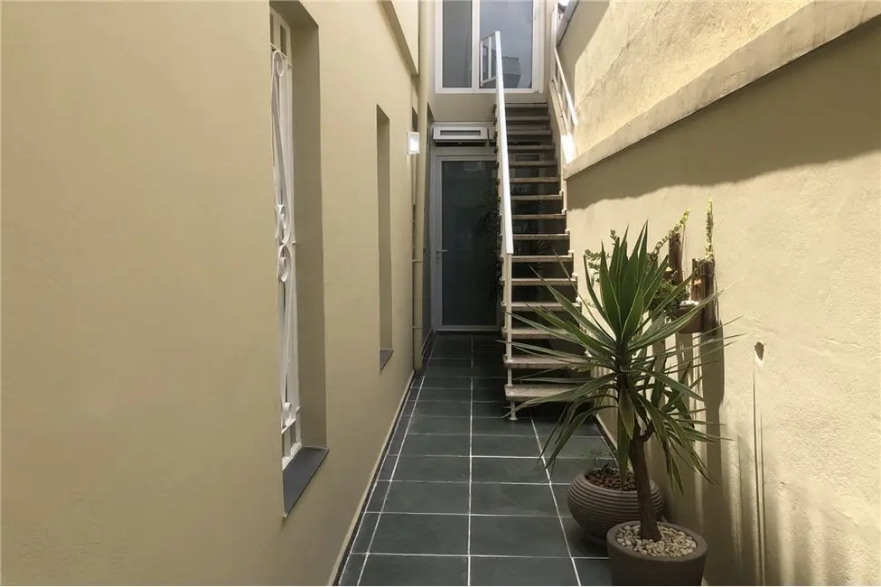 Foto 4 de Casa com 3 quartos à venda, 150m2 em Água Rasa, São Paulo - SP