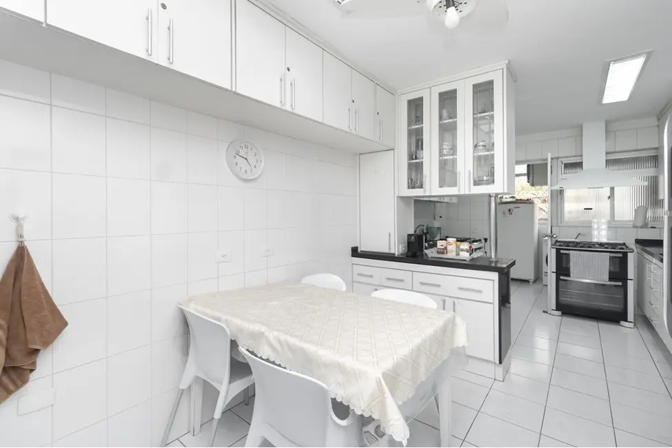 Apartamento com 4 quartos à venda, 200m2 em Higienópolis, São Paulo - SP - imagem 9 Foto 9 de Apartamento com 4 quartos à venda, 200m2 em Higienópolis, São Paulo - SP