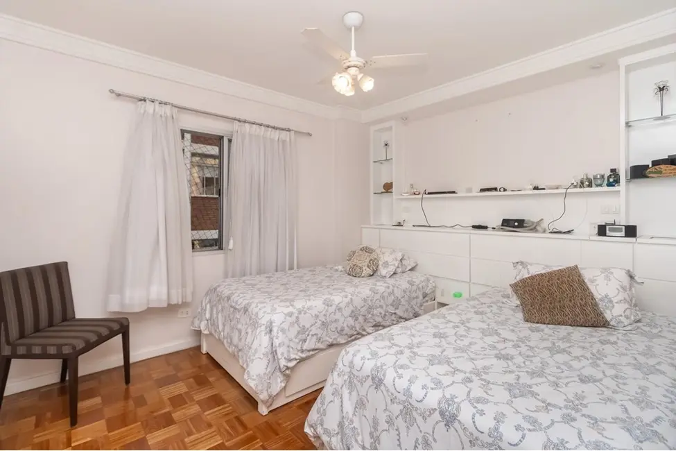 Apartamento com 4 quartos à venda, 200m2 em Higienópolis, São Paulo - SP - imagem 4 Foto 4 de Apartamento com 4 quartos à venda, 200m2 em Higienópolis, São Paulo - SP