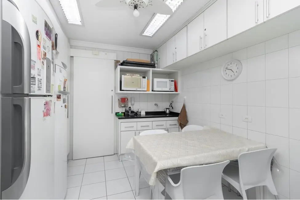 Foto 2 de Apartamento com 4 quartos à venda, 200m2 em Higienópolis, São Paulo - SP